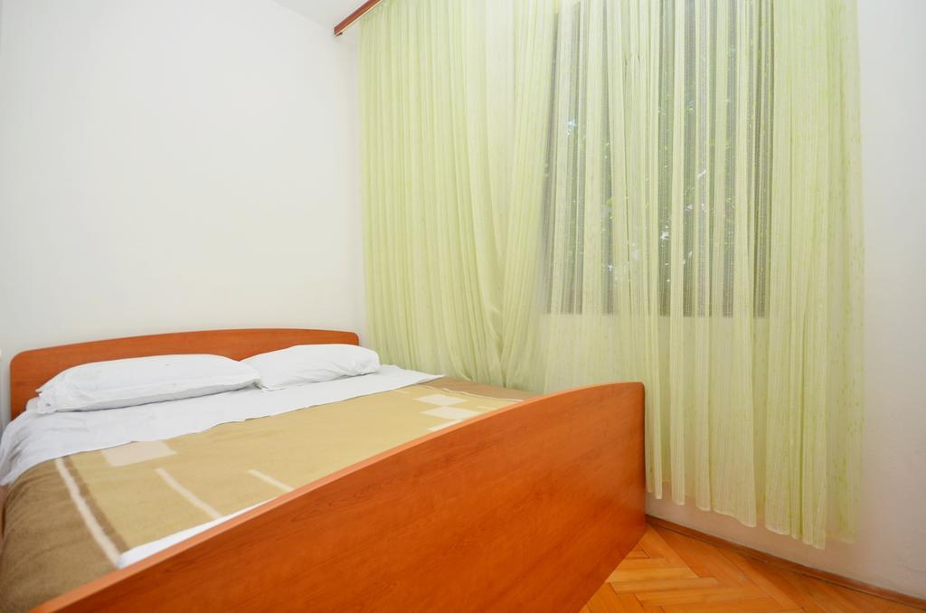 Apartments Branko Vodice Esterno foto