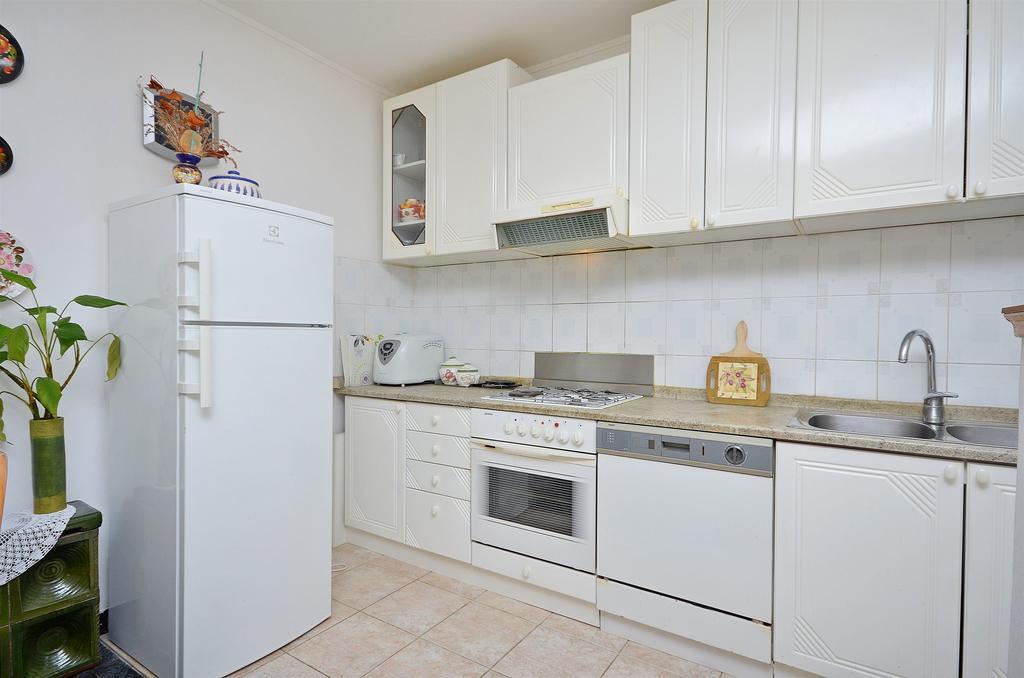 Apartments Branko Vodice Esterno foto