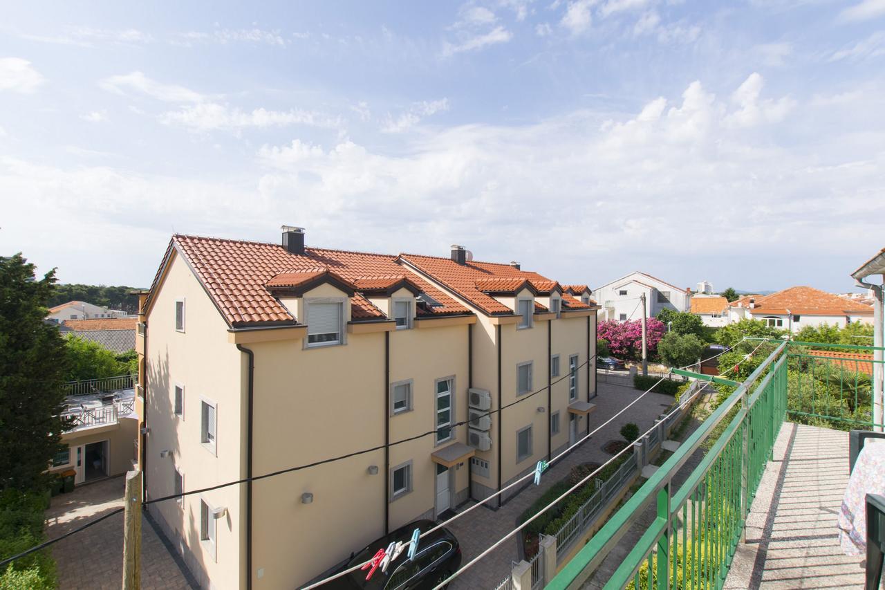 Apartments Branko Vodice Esterno foto